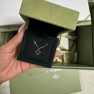 Carnelian van Cleef for sale